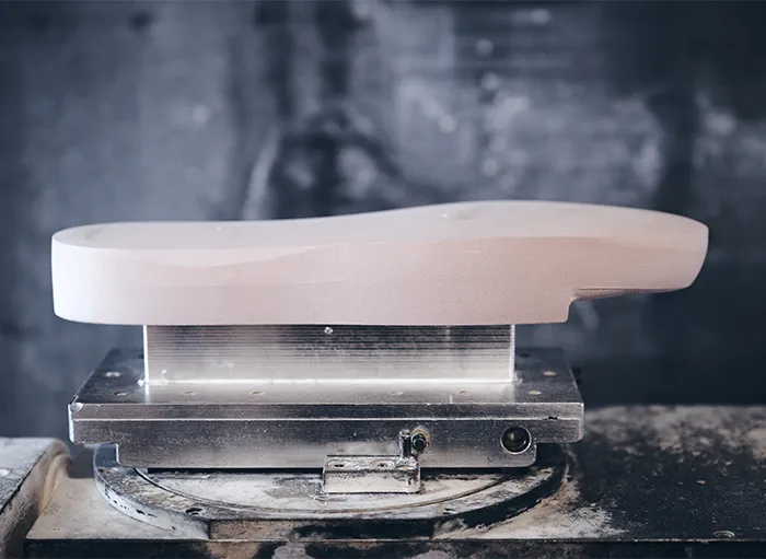 carosel-qualità-primo-stampi-e-prototipi-chetta-realizzazione-di-suole-fustellate-di-lusso-3