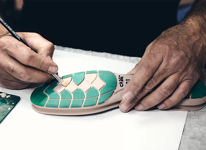 carousel-maestria-manuale-stampi-e-prototipi-chetta-realizzazione-di-suole-fustellate-di-lusso-3